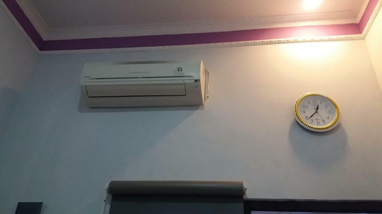 Homestay Dan Kost 78 เจอปารา ภายนอก รูปภาพ